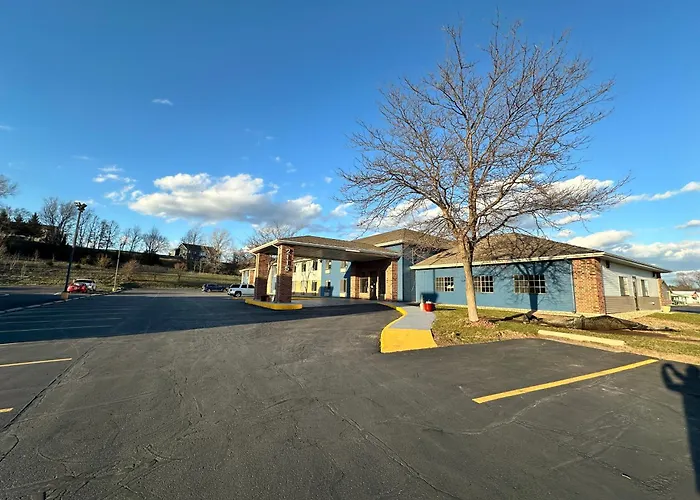 Americinn By Wyndham Reedsburg